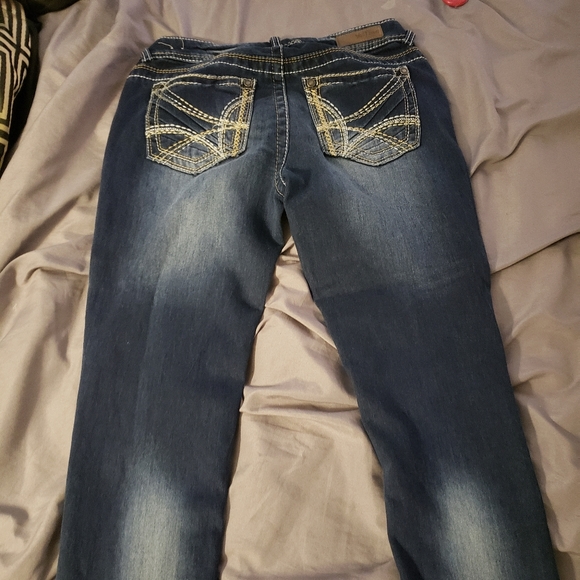 Jeans - Picture 2 of 2